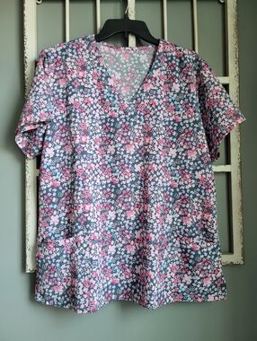 GT Performance, V-Neck Scrub Top With 2 Front Pockets, XLarge